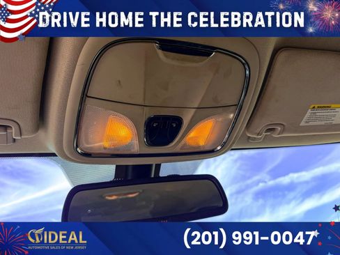Used 2016 Jeep Cherokee Latitude w/ Cold Weather Group AWD/4WD image 31
