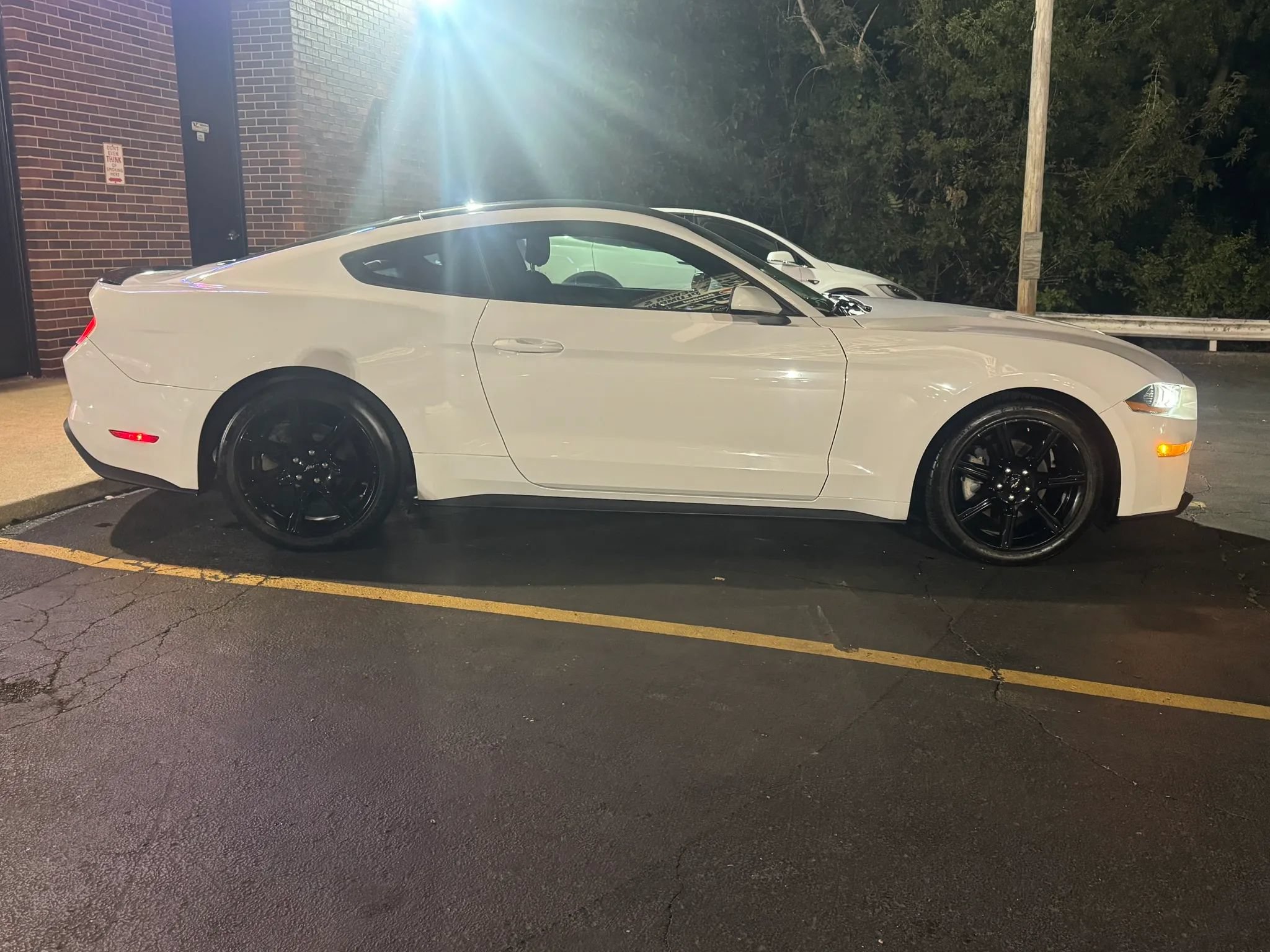 Used 2020 Ford Mustang Coupe w/ Black Accent Package RWD image 8