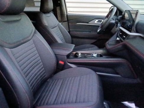 New 2026 Ford Explorer ST-Line w/ Premium Package RWD image 35