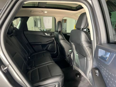 Used 2020 Ford Escape SEL image 19