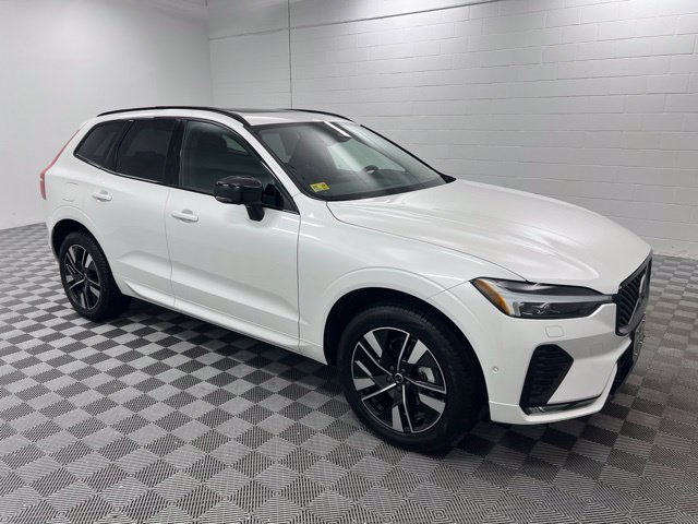 New 2026 Volvo XC60 B5 Plus w/ Protection Package Premier AWD/4WD image 4