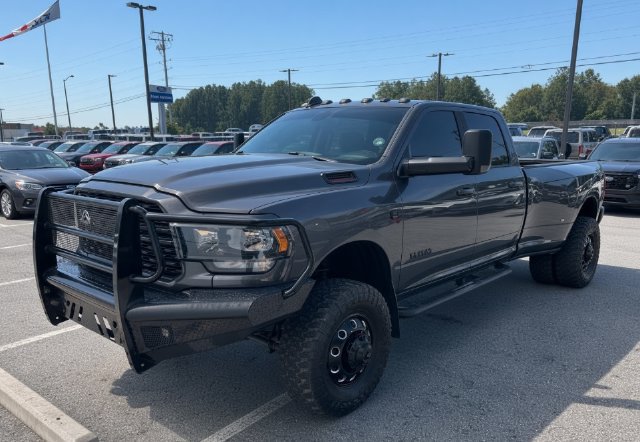 Used 2022 RAM 3500 Big Horn w/ Level C Equiment Group AWD/4WD image 3