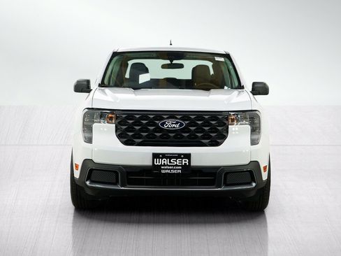 Used 2025 Ford Maverick XLT w/ Equipment Group 302A AWD/4WD image 11