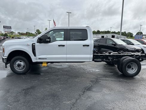 New 2025 Ford F350 XL w/ XL Chrome Package image 6