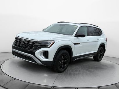 New 2026 Volkswagen Atlas Peak Edition