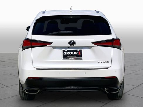 Used 2018 Lexus NX 300 FWD w/ Premium Package image 5