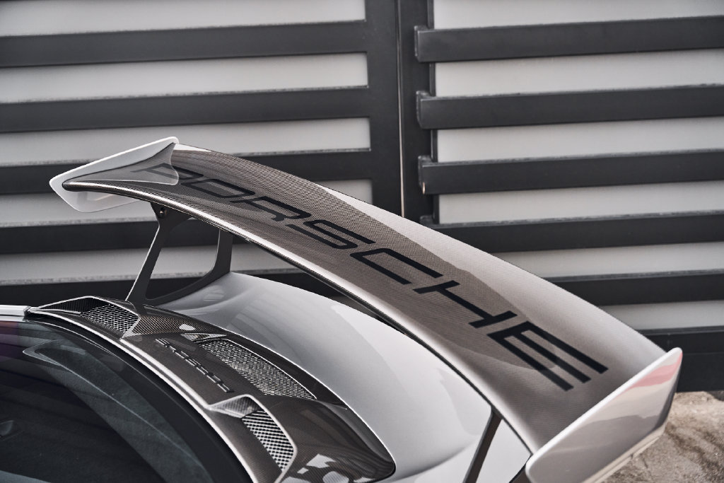Used 2019 Porsche 911 GT2 RS RWD image 14