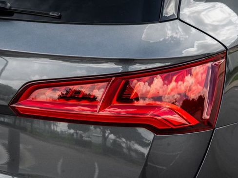 Used 2018 Audi SQ5 Prestige AWD/4WD image 60