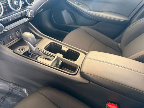Used 2025 Nissan Sentra S image 35