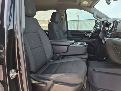 Used 2024 Chevrolet Silverado 2500 LT AWD/4WD image 27
