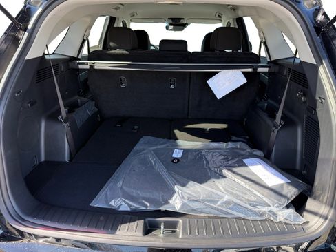 New 2026 Kia Sorento LX image 17