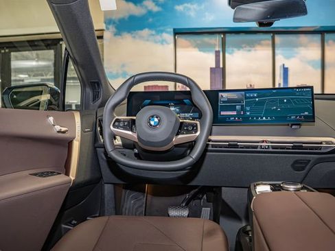 New 2026 BMW iX xDrive45 w/ Premium Package AWD/4WD image 14
