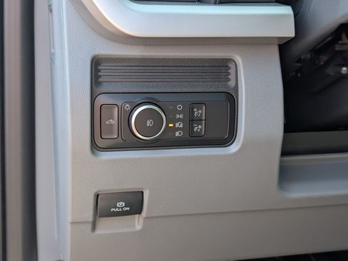 New 2026 Ford F250 XLT w/ FX4 Off-Road Package AWD/4WD image 15
