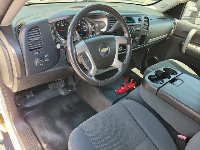 Used 2008 Chevrolet Silverado 1500 LT w/ Power Pack Plus AWD/4WD image 10