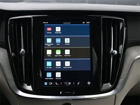 Used 2024 Volvo S60 B5 Ultimate image 19