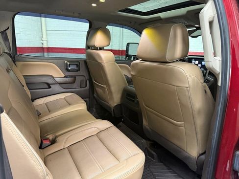 Used 2018 GMC Sierra 2500 Denali w/ Duramax Plus Package AWD/4WD image 13