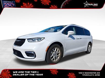 Used 2022 Chrysler Pacifica Touring-L