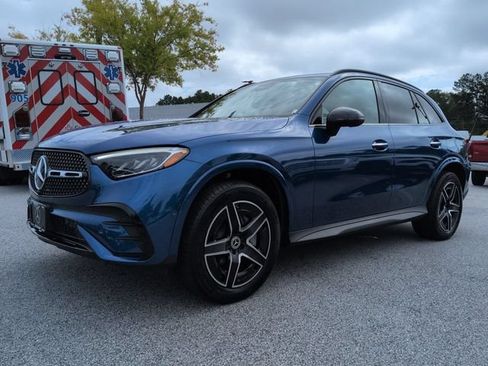 Used 2024 Mercedes-Benz GLC 300 image 7