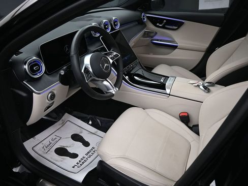 Used 2025 Mercedes-Benz C 300 4MATIC Sedan w/ Exclusive Trim Package image 26