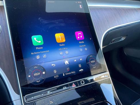 Used 2025 Mercedes-Benz C 300 C 300 image 32