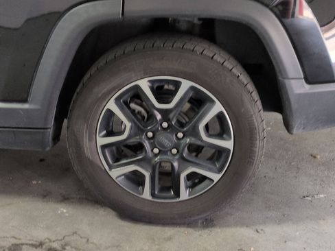 Used 2019 Jeep Compass Sport image 23