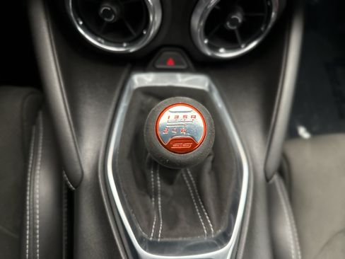 Used 2018 Chevrolet Camaro SS RWD image 18