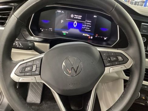 Certified 2024 Volkswagen Jetta SE FWD image 19