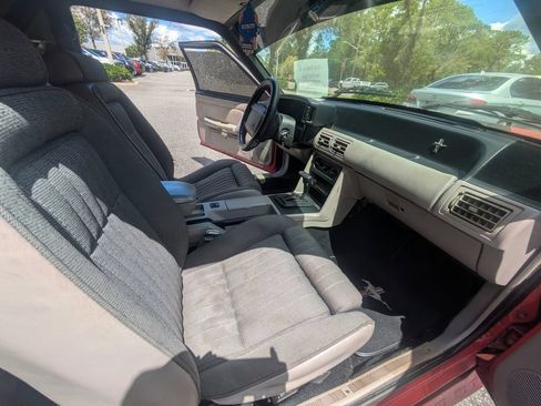 Used 1991 Ford Mustang GT RWD image 19