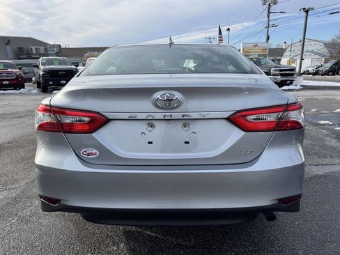 Used 2019 Toyota Camry LE w/ Convenience Package image 8