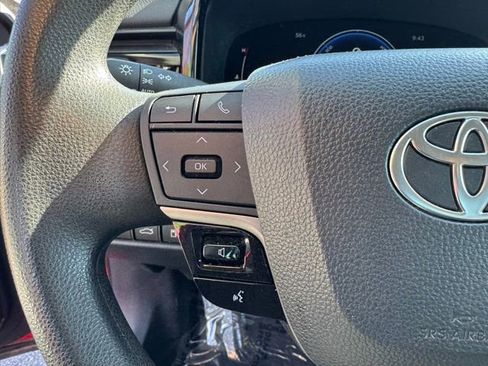 Used 2025 Toyota Camry LE FWD image 20