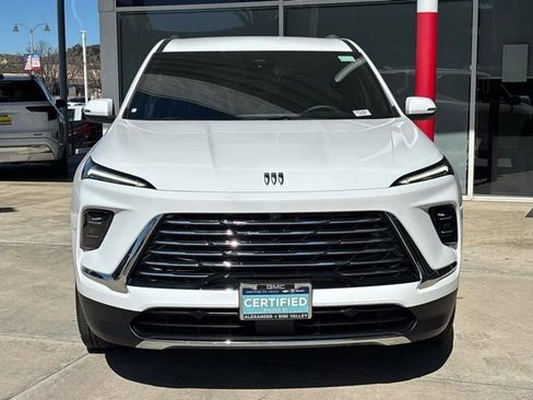 Certified 2025 Buick Enclave Preferred image 8