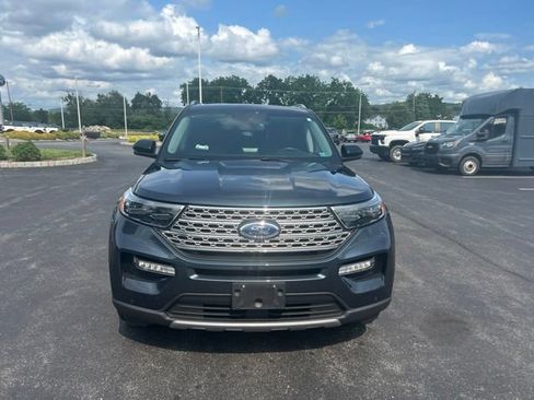 Used 2024 Ford Explorer Limited w/ Limited Technology Package AWD/4WD image 2