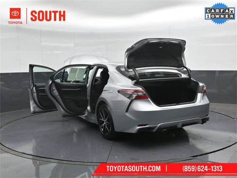 Used 2023 Toyota Camry SE image 60