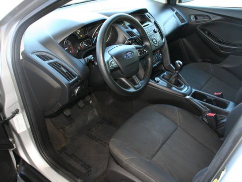 Used 2017 Ford Focus S FWD image 13