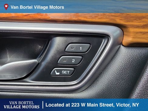 Used 2022 Honda CR-V Touring image 13