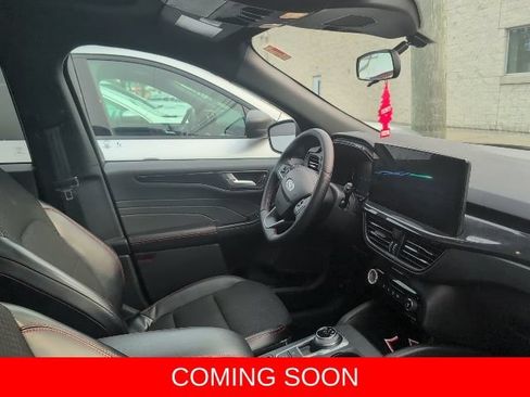 Used 2024 Ford Escape ST-Line w/ Tech Pack #1 AWD/4WD image 10