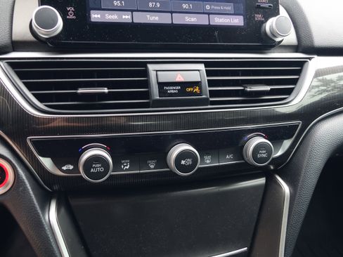 Used 2022 Honda Accord Sport image 26