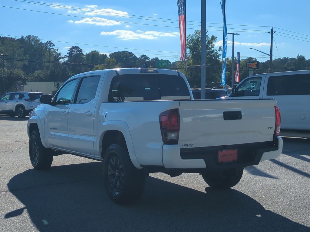 Used 2023 Toyota Tacoma SR5 w/ Technology Package RWD image 5