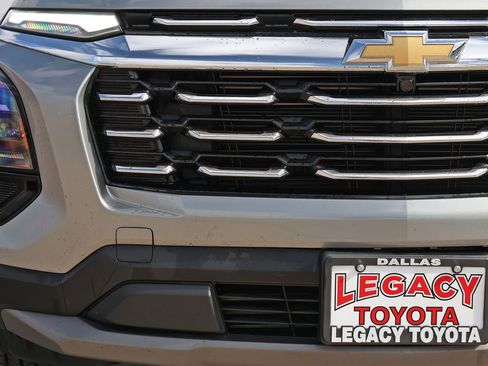 Used 2025 Chevrolet Equinox LT image 10