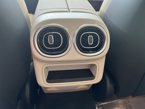 Certified 2025 Mercedes-Benz GLC 300 image 26