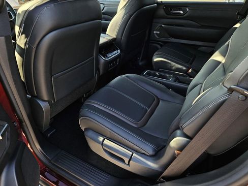 New 2026 Nissan Armada SL w/ Captain's Chari Seat Package image 7