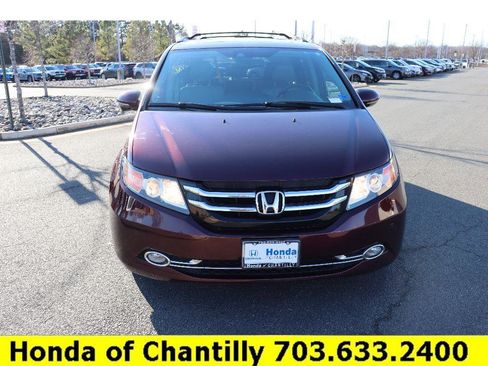 Used 2015 Honda Odyssey Touring image 2