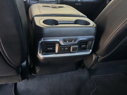 Used 2020 GMC Sierra 1500 SLT w/ SLT Premium Plus Package AWD/4WD image 9