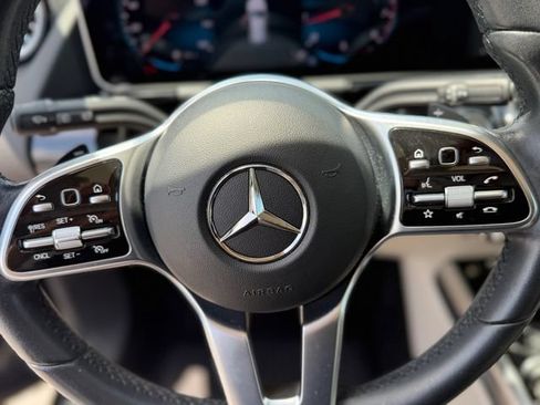 Used 2021 Mercedes-Benz GLA 250 image 22