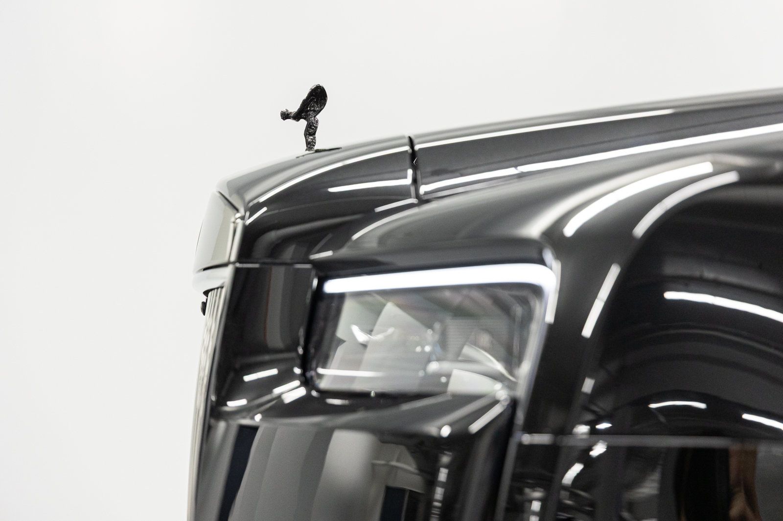 New 2027 Rolls-Royce Cullinan Black Badge AWD/4WD image 15