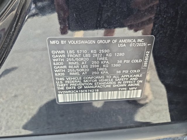 Used 2025 Volkswagen Atlas SE FWD image 33