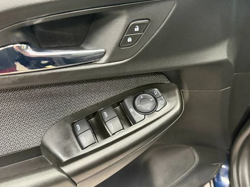 Used 2021 Chevrolet TrailBlazer LT w/ Convenience Package FWD image 21