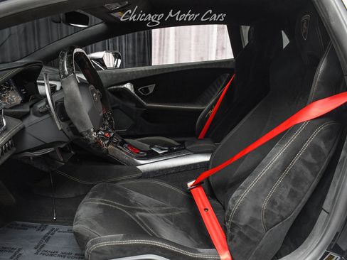 Used 2018 Lamborghini Huracan Performante image 20