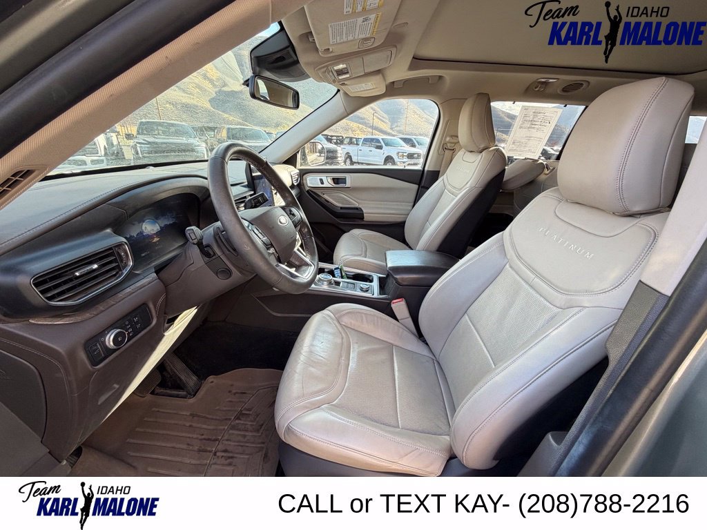 Used 2020 Ford Explorer Platinum w/ Premium Technology Package AWD/4WD image 31
