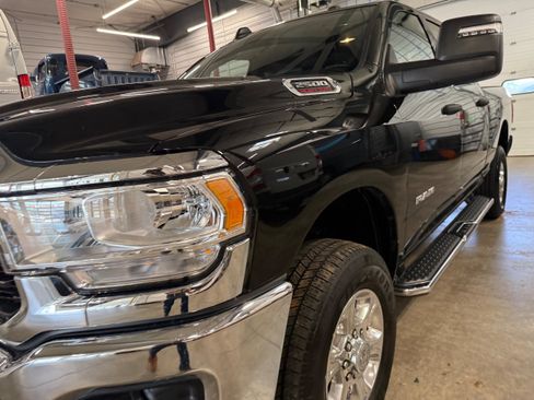 Used 2024 RAM 2500 Big Horn w/ Level 2 Equipment Group AWD/4WD image 37